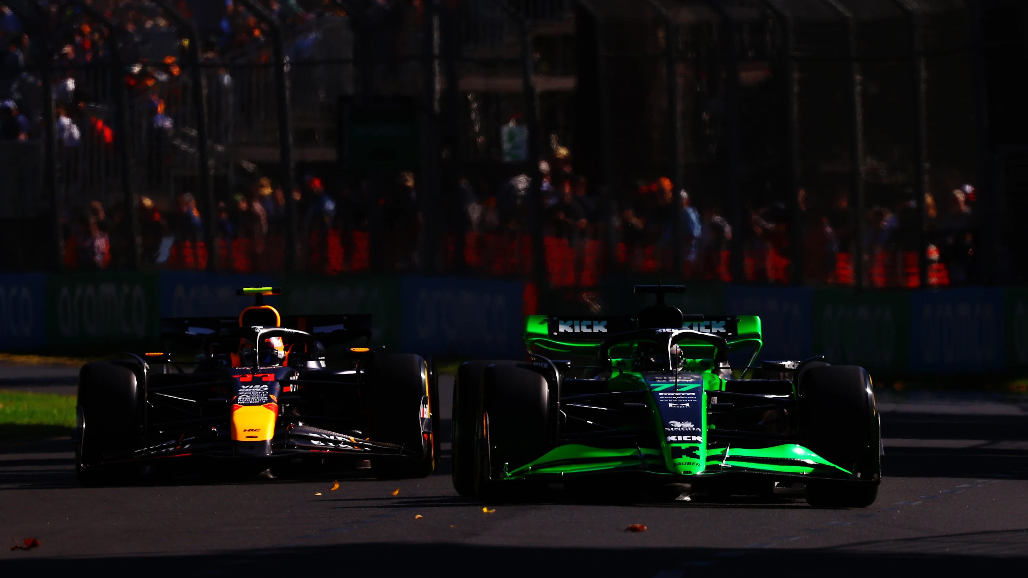 Melbourne, Avustralya - 22 Mart: Finlandiya'nın Valtteri Bottas'ı (77) Kick Sauber C44