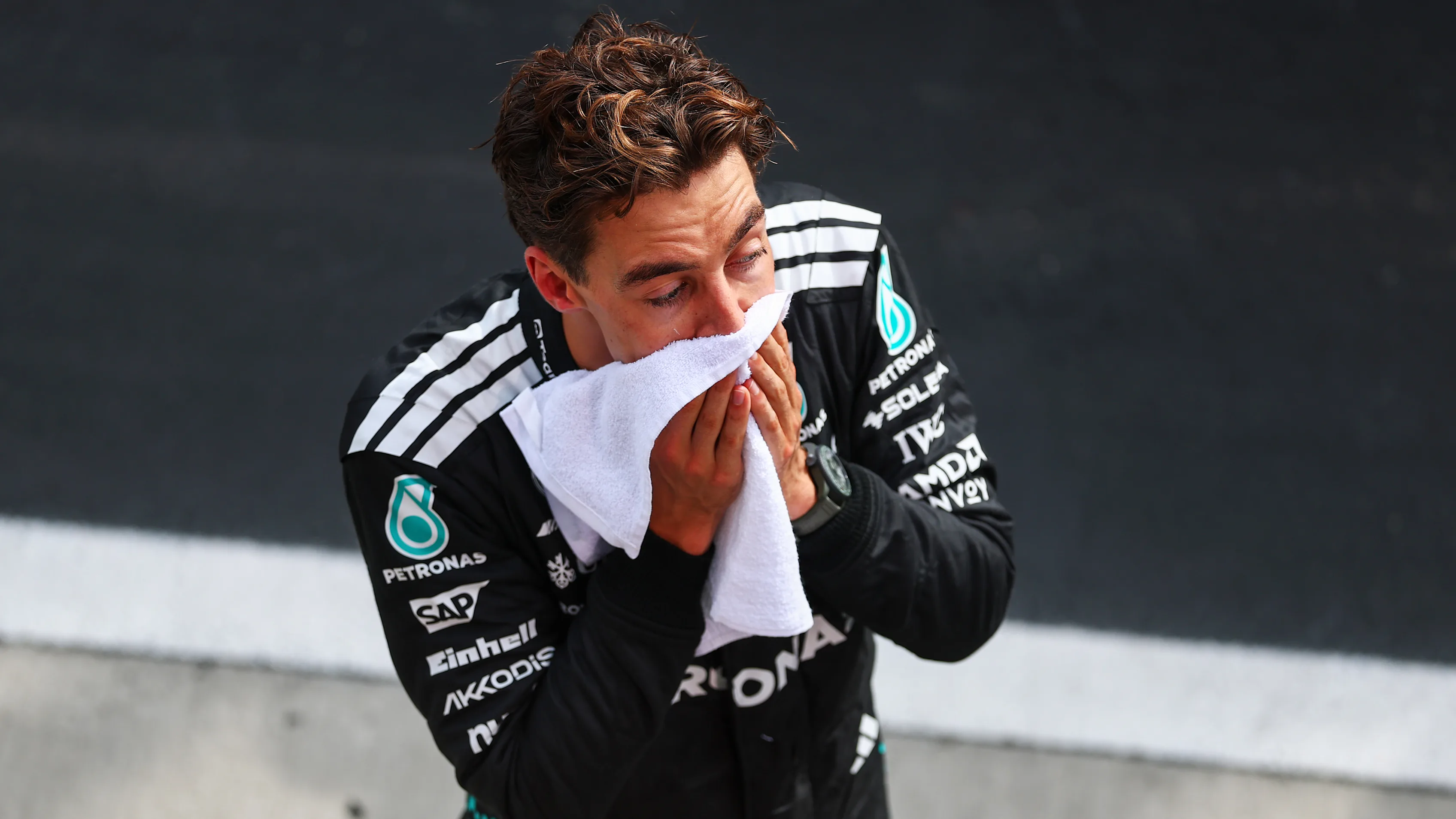 Budapeşte, Macaristan - 03 Ağustos: Üçüncü Yerleşik George Russell ve Mercedes AMG