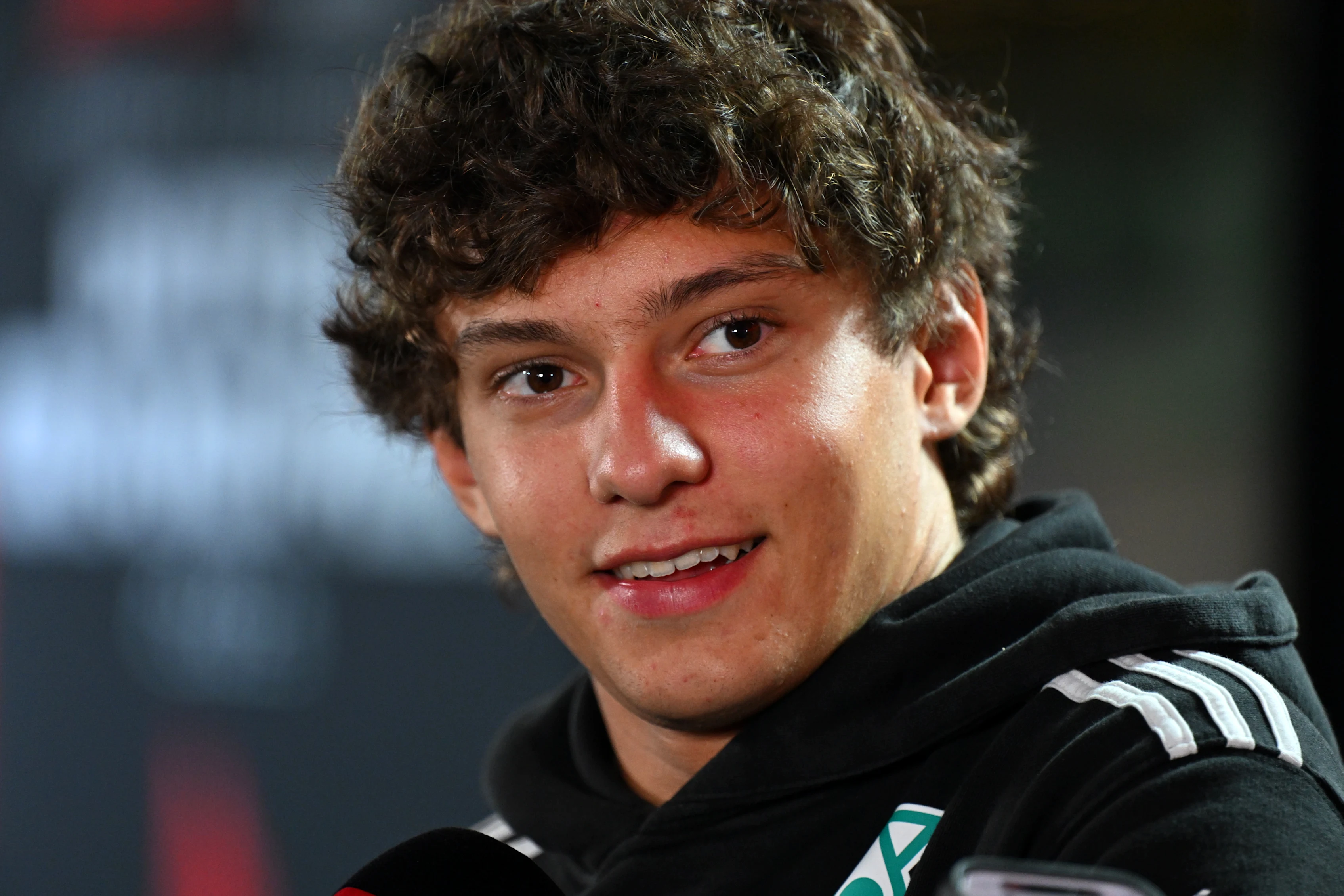 Zandvoort, Hollanda - 28 Ağustos: İtalya'dan Andrea Kimi Antonelli ve Mercedes AMG Petronas F1