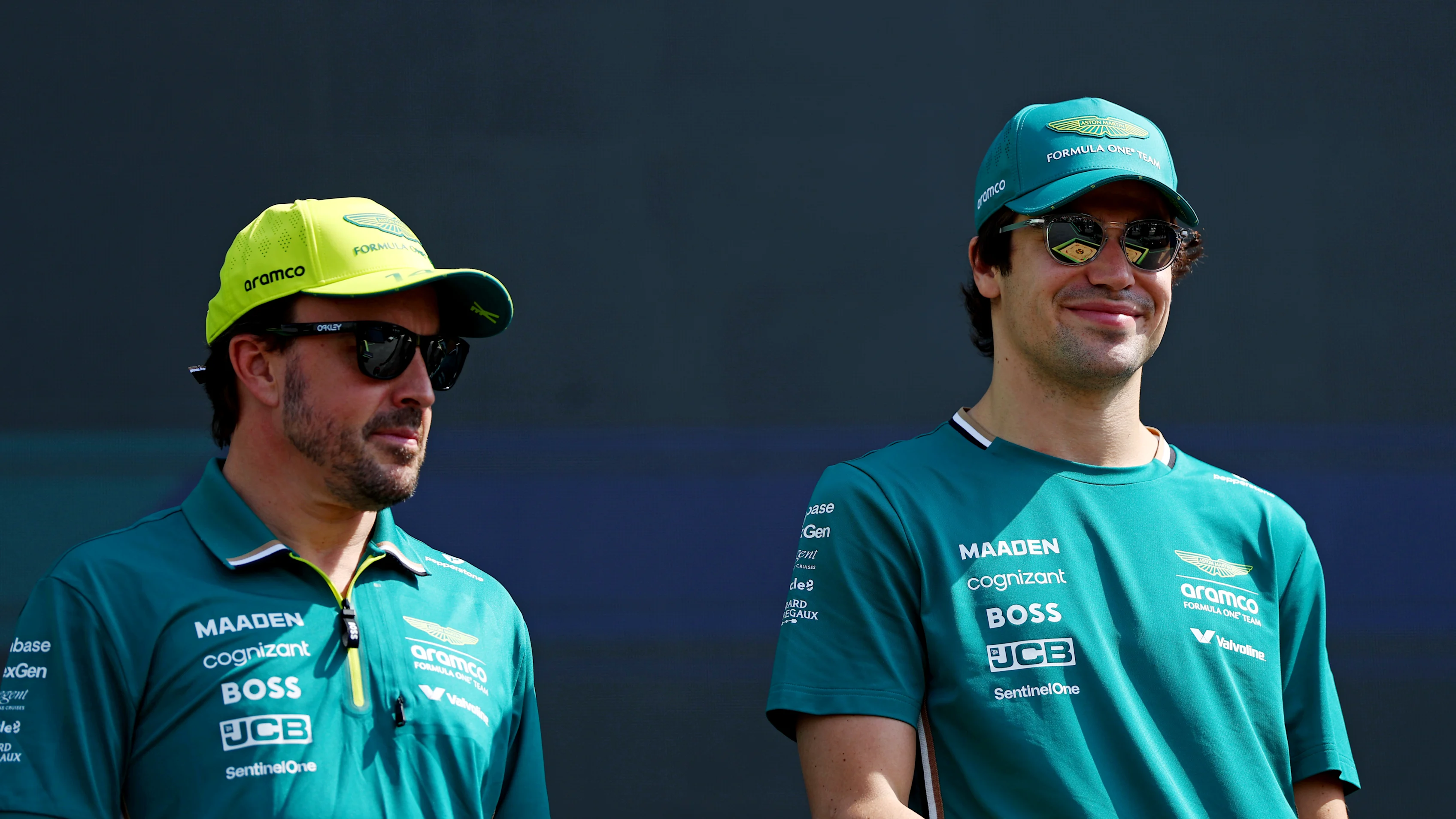 Jiddah, Suudi Arabistan - 18 Nisan: İspanya'dan Fernando Alonso ve Aston Martin F1 Takımı ve Lance Turdası