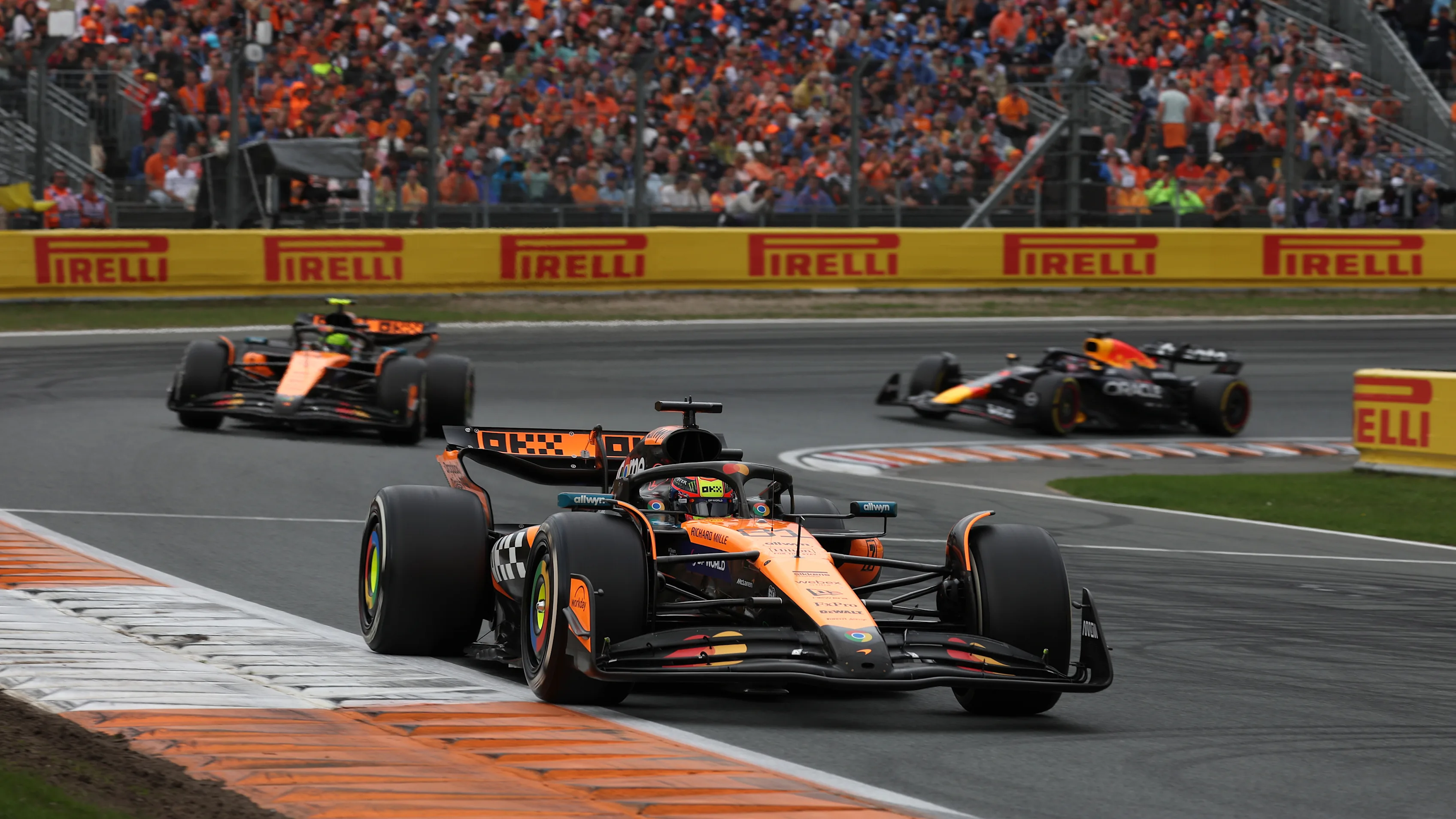 Zandvoort, Hollanda - 31 Ağustos: Avustralya'dan Oscar Piastri (81) McLaren MCL39