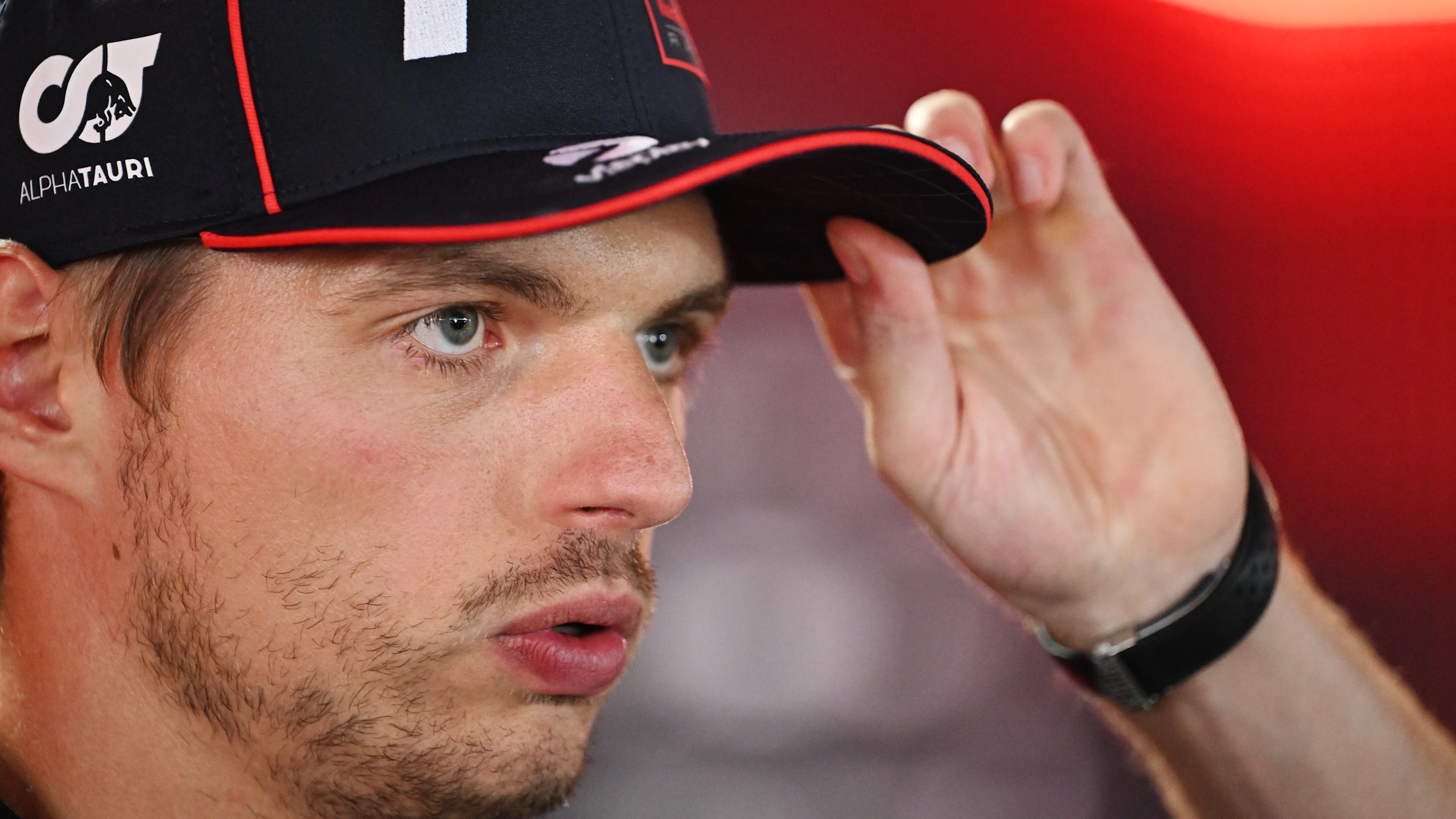 Monza, İtalya - 04 Eylül: Hollanda'dan Max Verstappen ve Oracle Red Bull Racing Sohbetleri