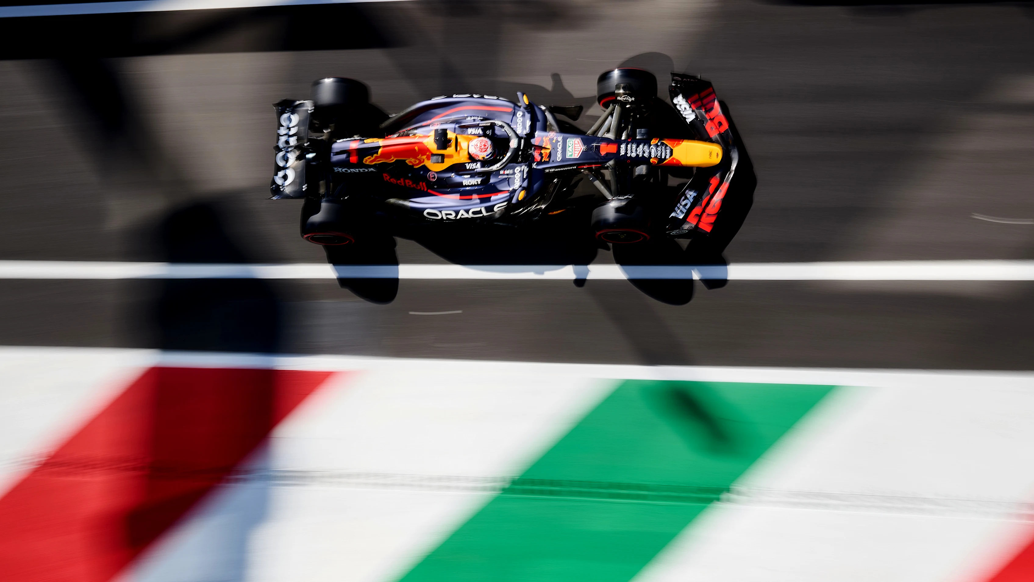 Monza, İtalya - 06 Eylül: Hollanda'dan Max Verstappen (1) Oracle Red Bull