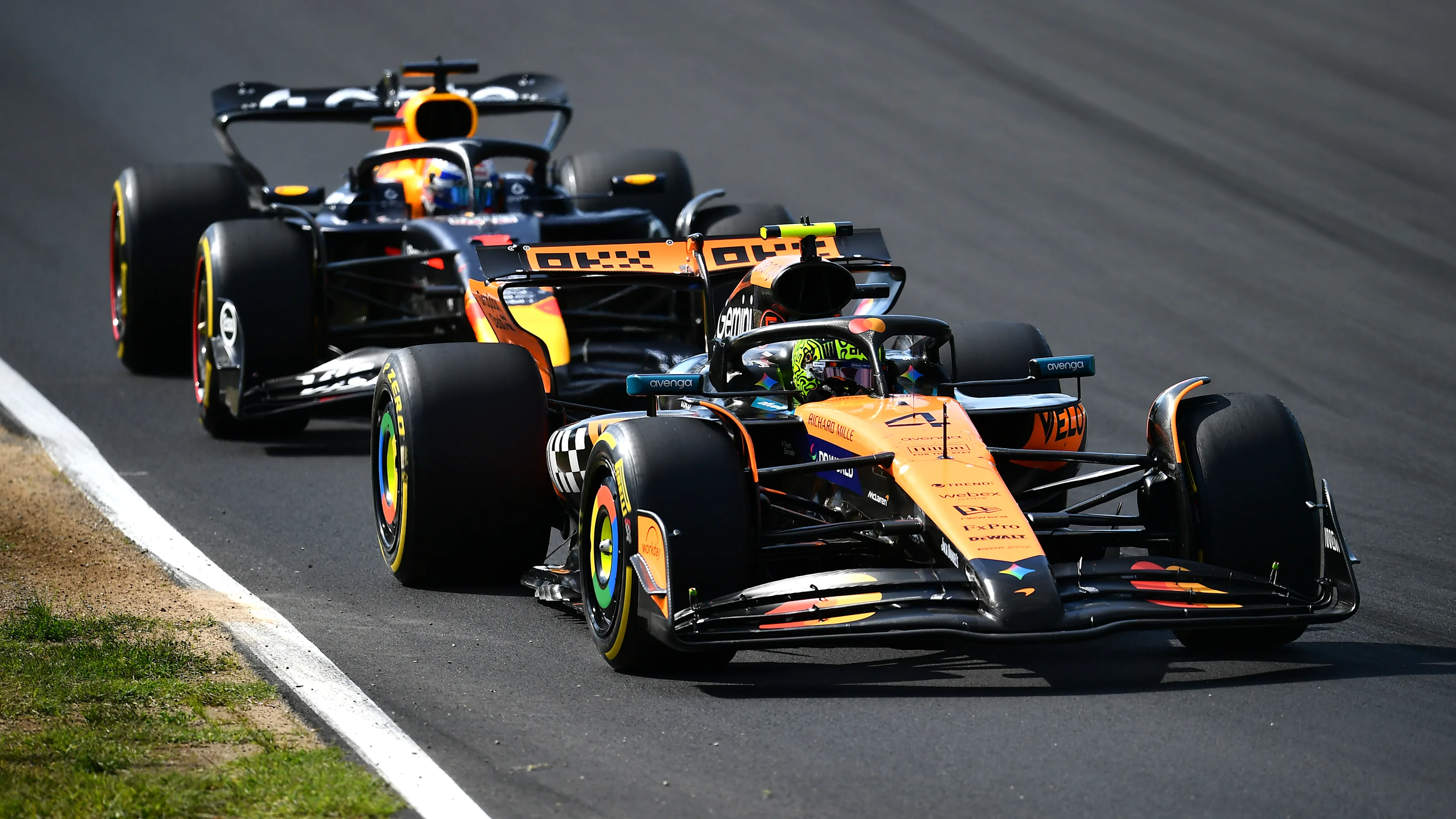 Monza, İtalya - 04 Eylül: Büyük Britanya ve McLaren'den Lando Norris ile röportaj yapıyor