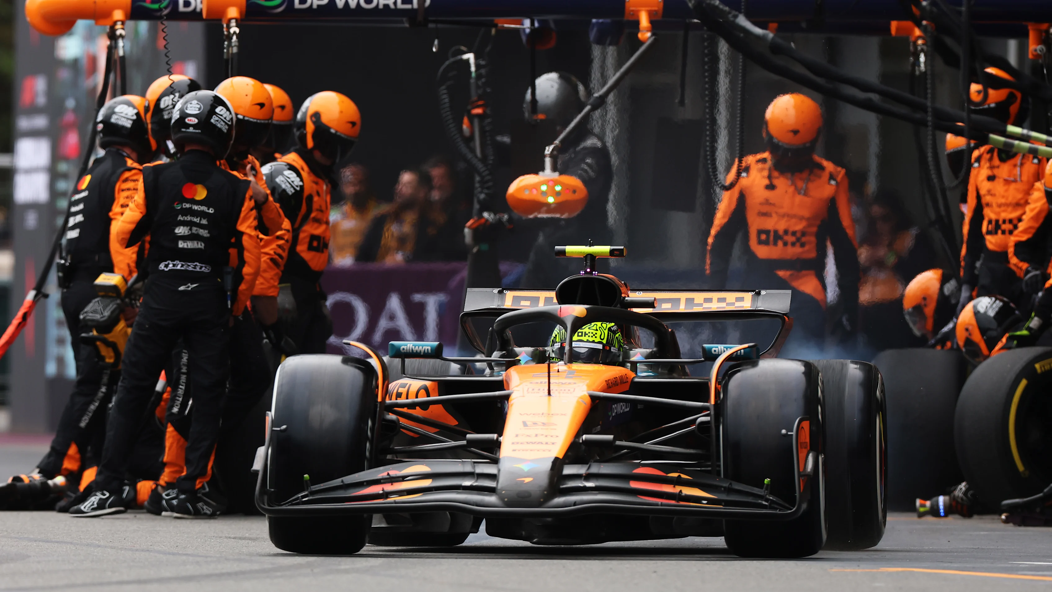 BAKU, Azerbaycan - 21 Eylül: Büyük Britanya'dan Lando Norris (4) McLaren MCL39