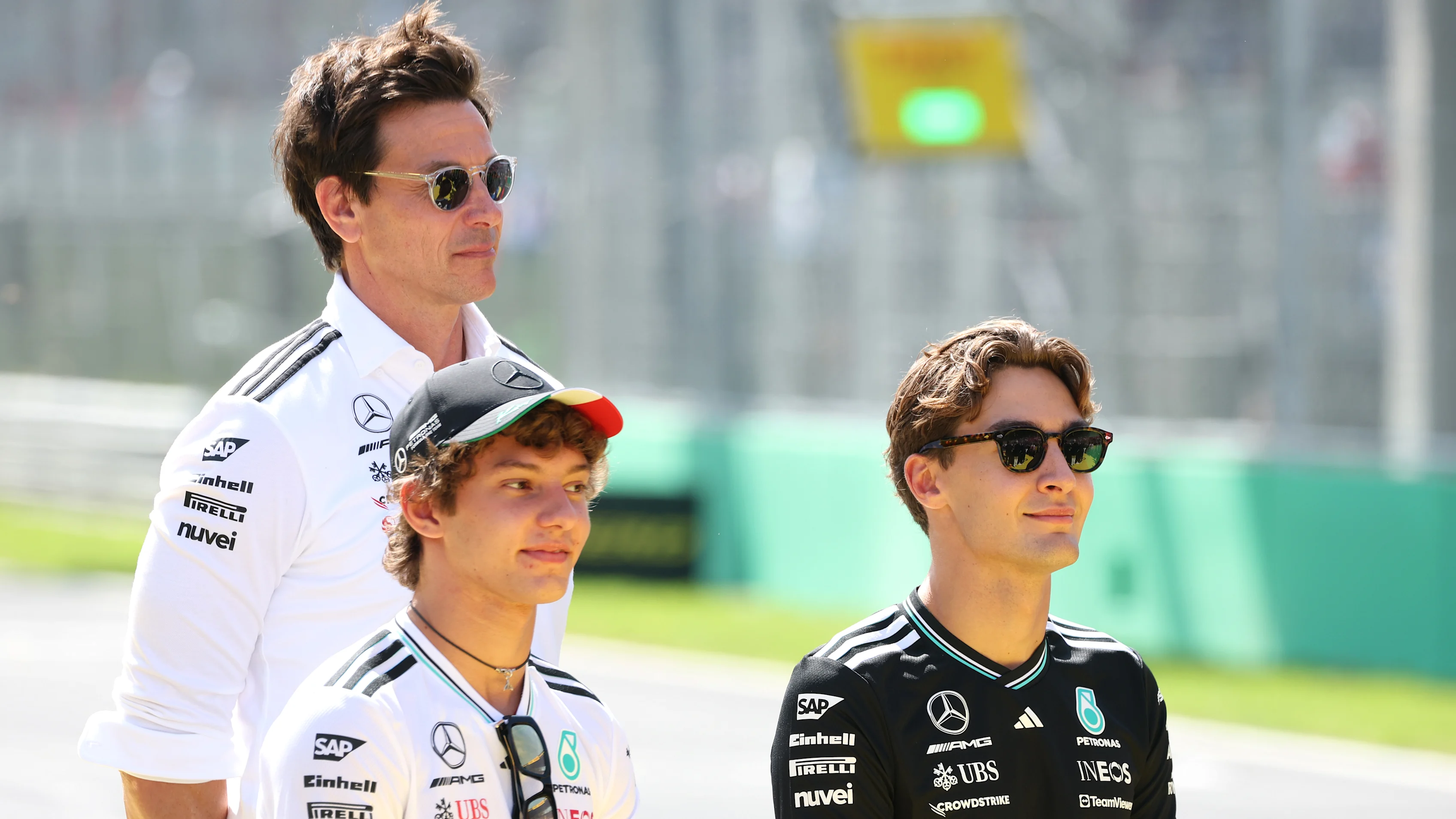Monza, İtalya - 07 Eylül: İtalya'dan Andrea Kimi Antonelli ve Mercedes AMG Petronas F1 Team Toto