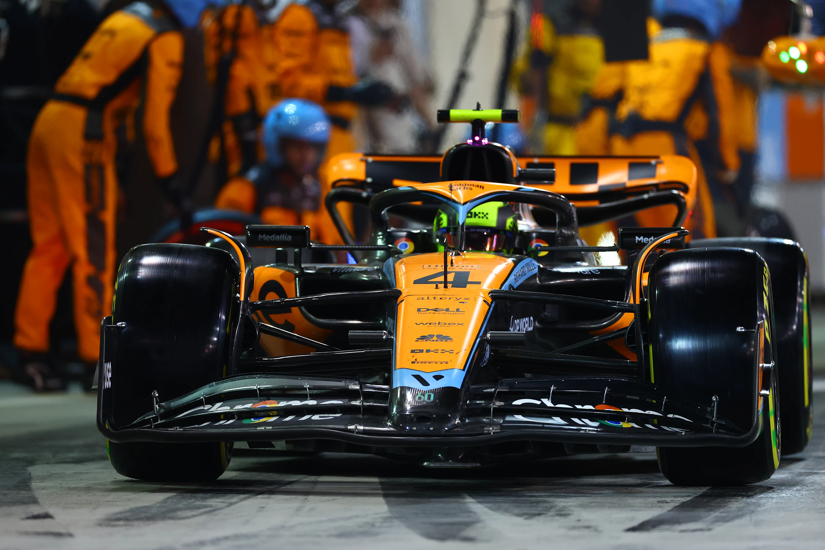 Bahreyn, Bahreyn - 05 Mart: Büyük Britanya'dan Lando Norris (4) McLaren MCL60 Mercedes'i kullanıyor