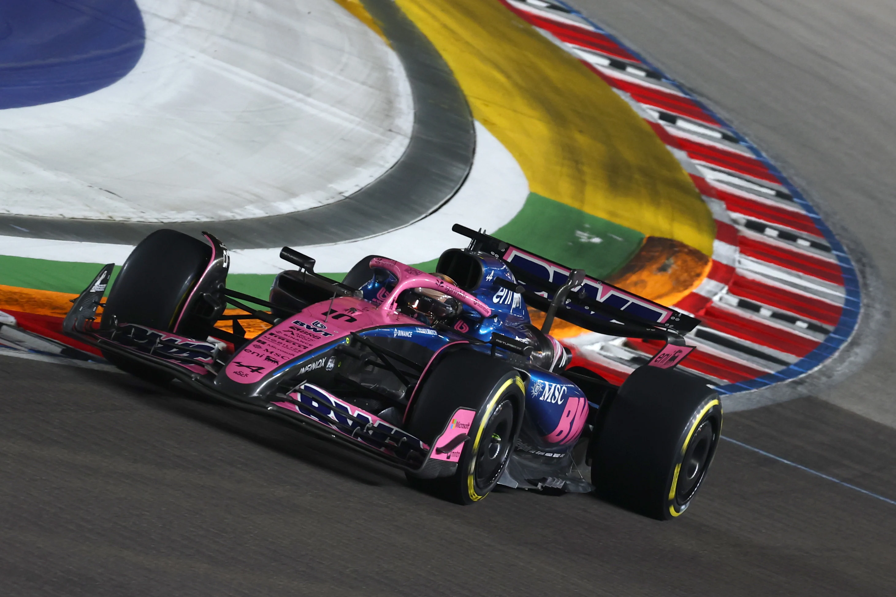 Singapur, Singapur - 05 Ekim: Fransa'dan Pierre Gasly (10) Alpine F1 A525 Renault