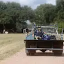 Ute'nin arkasına üfleyen Ricciardo, bunu daha önce yüzlerce kez yapmış gibi görünüyordu. Daha fazla görsel için kaydırın