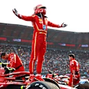 Carlos Sainz, Ferrari ile geçirdiği son sezonda geçen yılki Mexico City Grand Prix'sinde zafer kazanmıştı. Daha fazlası için kaydırın