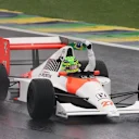 Lewis Hamilton, 2024'te Interlagos'ta Aryton Senna'nın 1990 McLaren MP4/5B'sini kullandı. Daha fazla fotoğraf için kaydırın