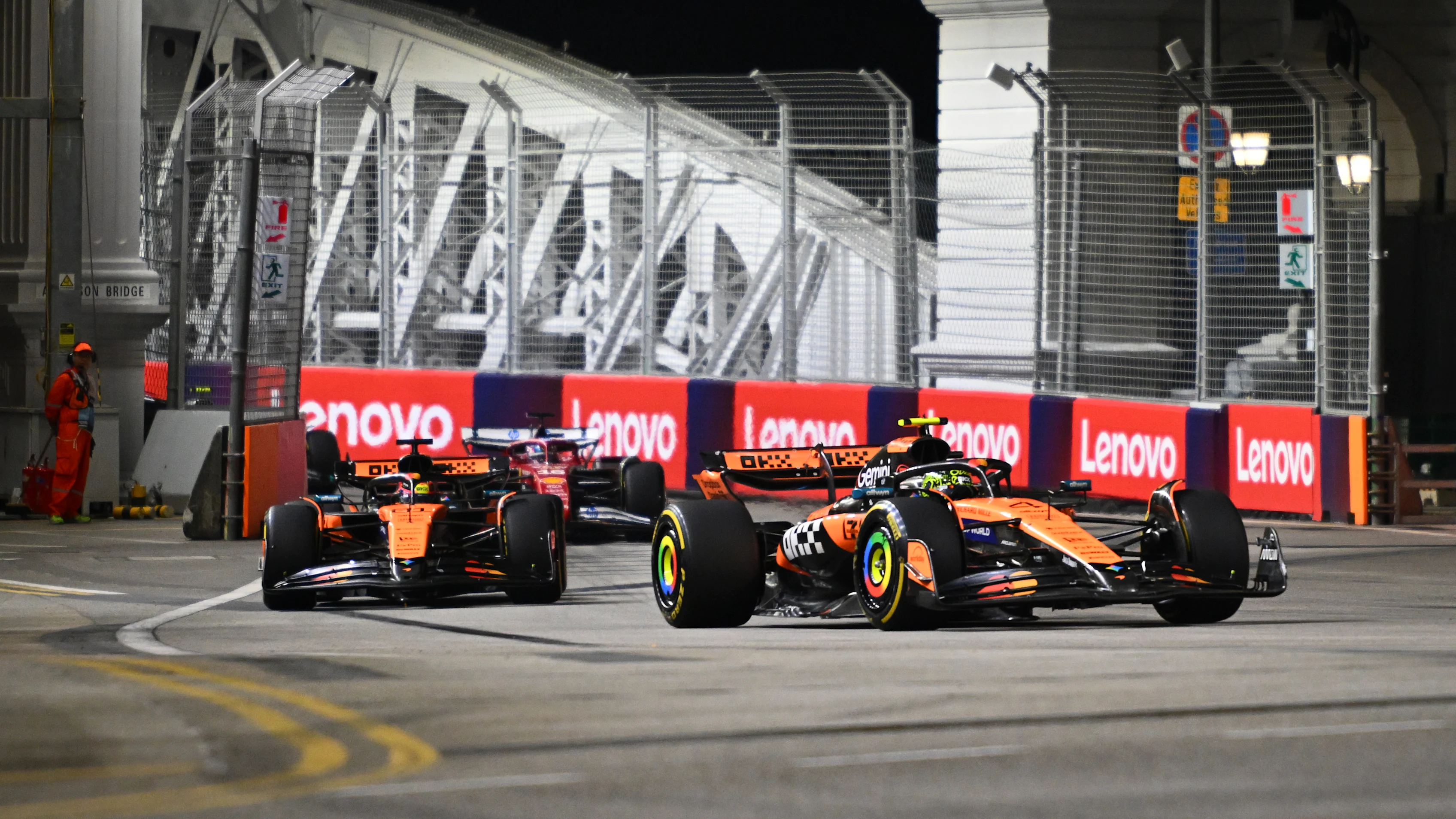 Singapur, Singapur - 05 Ekim: Büyük Britanya'dan Lando Norris (4) McLaren MCL39