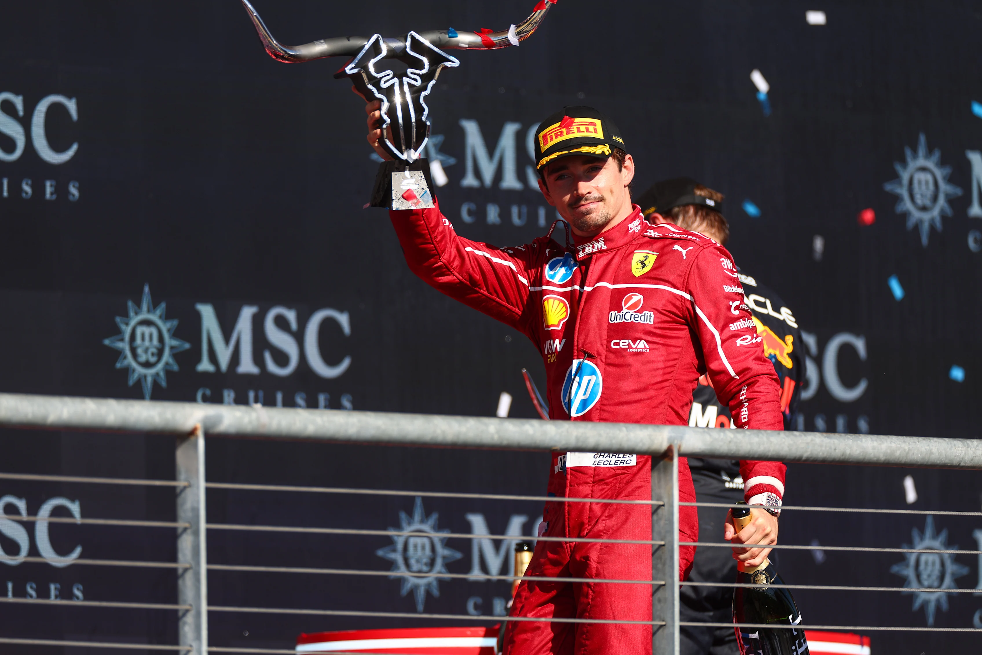 AUSTIN, TEXAS - 19 EKİM: Monaco'dan Charles Leclerc ve Scuderia Ferrari üçüncü oldu