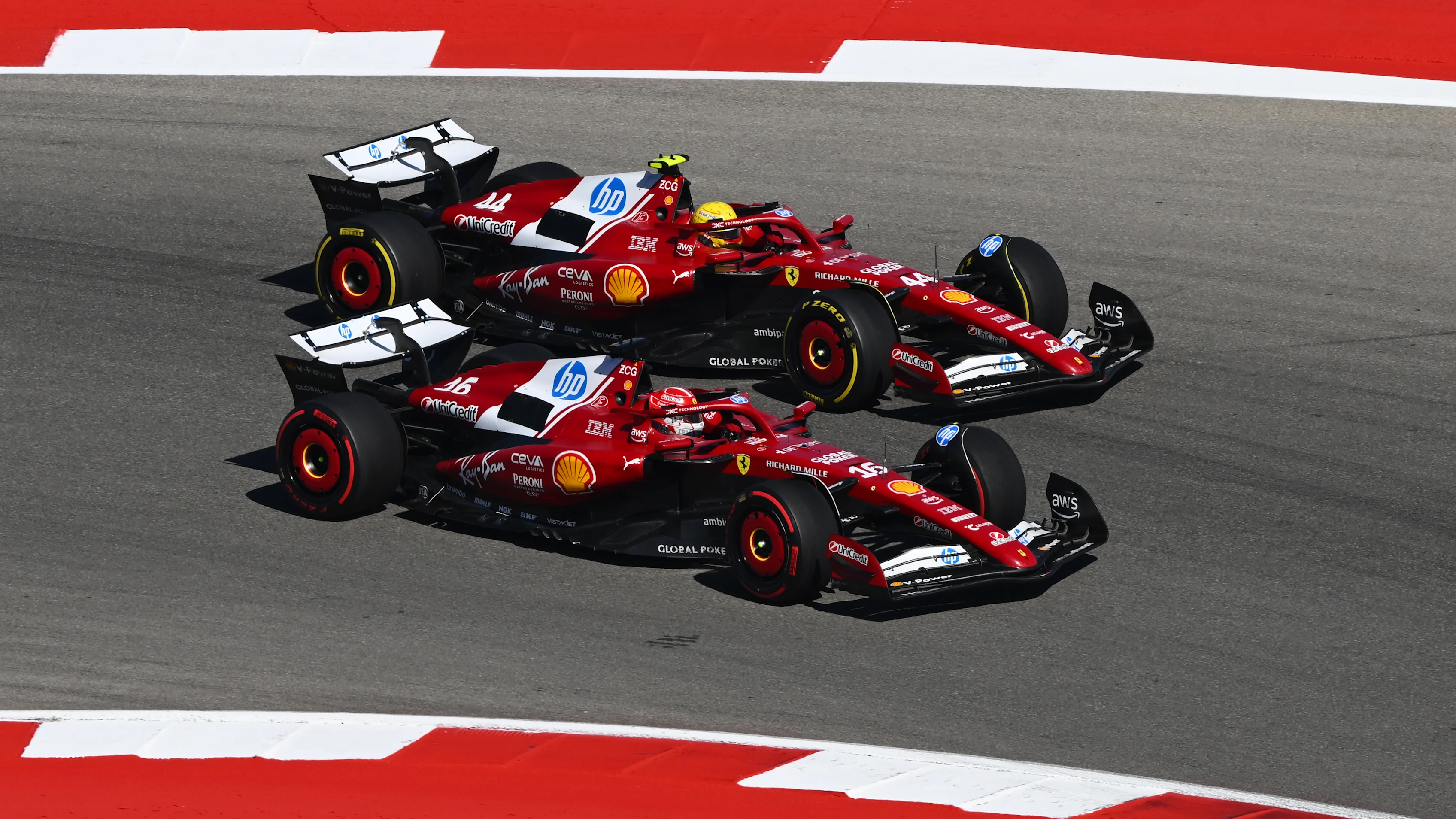AUSTIN, TEXAS - 19 EKİM: Monaco'dan Charles Leclerc (16) Scuderia Ferrari SF-25'i kullanıyor ve