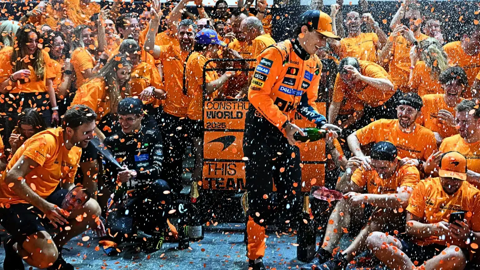 ZAMAN ÇİZELGİSİ: McLaren F1 gridinin en gerisinden takımların şampiyonluk başarısına nasıl ulaştı?