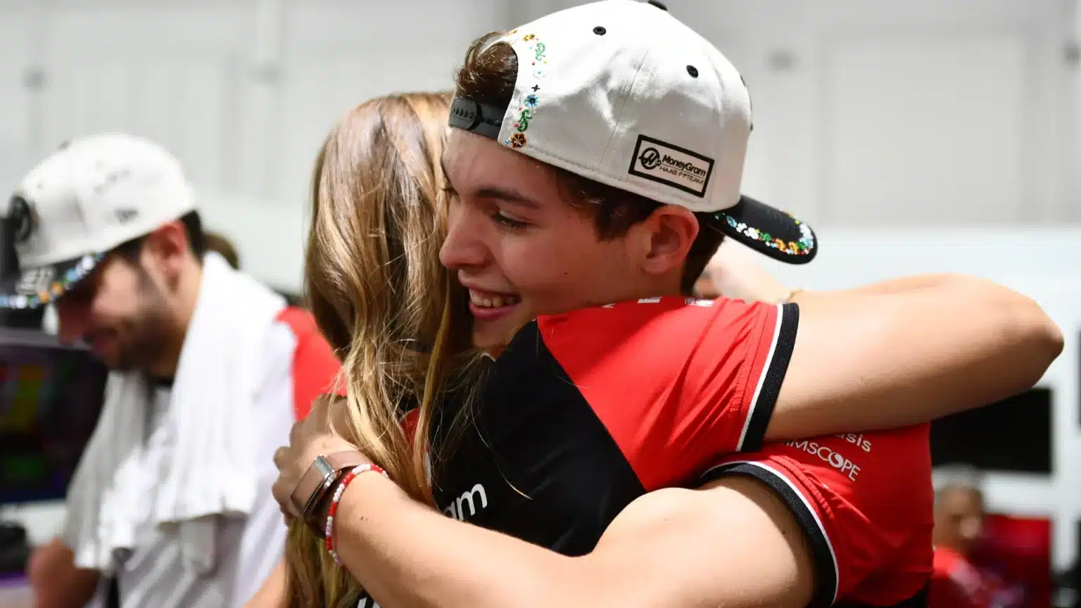 Bearman, ‘çılgın’ Mexico City GP’sinde kariyerinde ‘kendini iyi hissettiren’ en iyi sonuçtan memnun kaldı