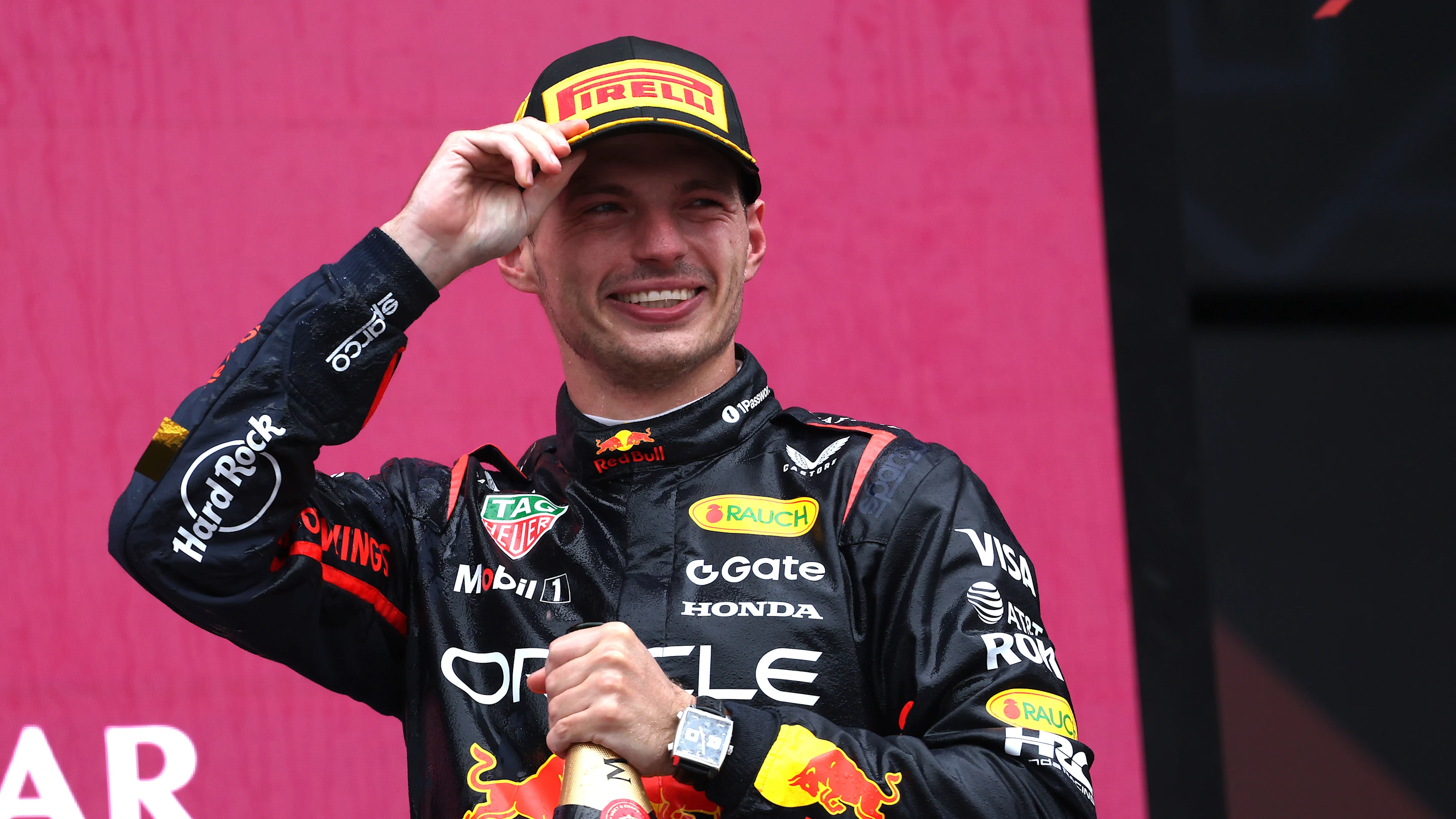 BAKU, Azerbaycan - 21 Eylül: Hollanda'dan yarış kazanan Max Verstappen ve Oracle Red Bull