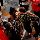 Charles yarışı kazanmasına rağmen Leo, Monza'da ailesi kadar bir yıldız! Daha fazla görsel için kaydırın