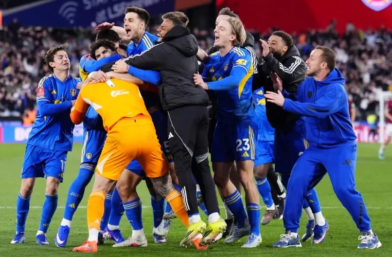 FA Cup Özeti: Leeds 39 Yıllık FA Cup Yarı Final Kuraklığına Son Verdi