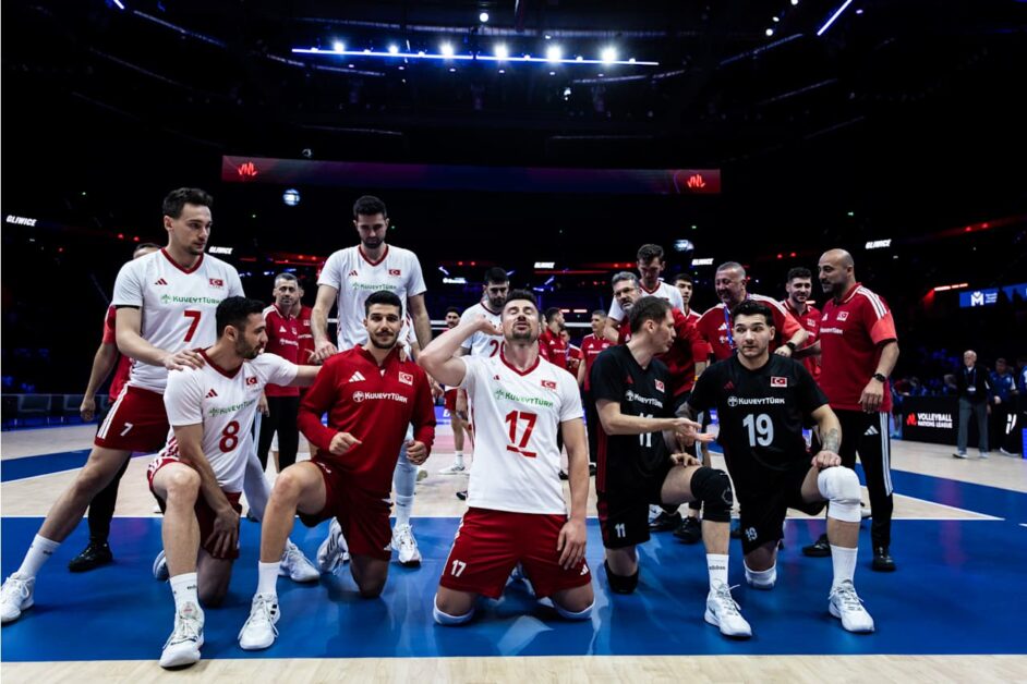 VNL M: Türkiye Cruise Çin’i 3-0 Geçti